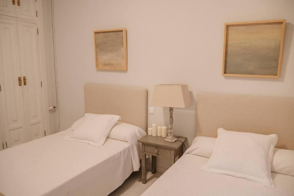 Casa Aguila Casco Antiguo Patio Privado Apartment Caceres Luaran gambar