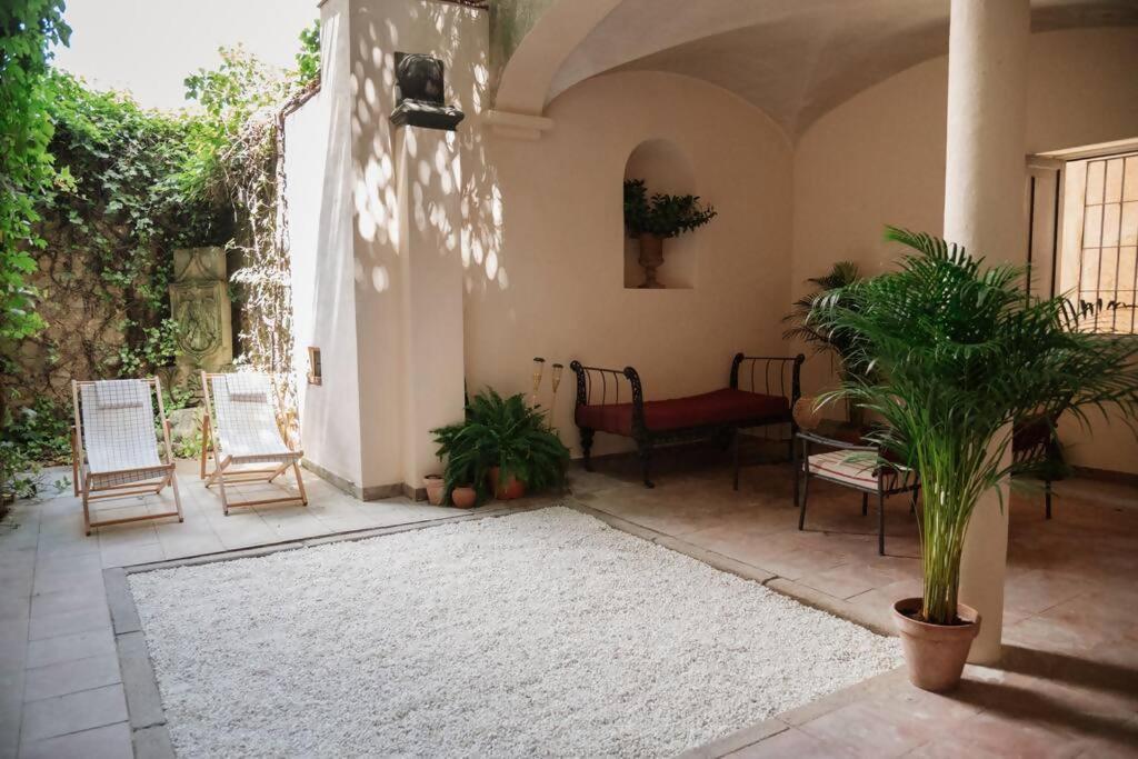 Casa Aguila Casco Antiguo Patio Privado Apartment Caceres Luaran gambar