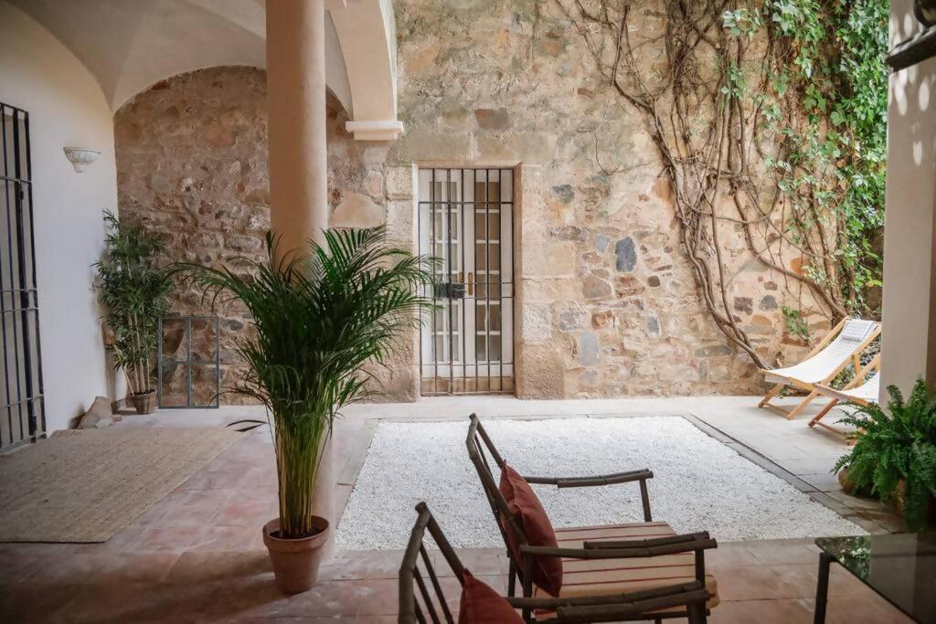 Casa Aguila Casco Antiguo Patio Privado Apartment Caceres Luaran gambar